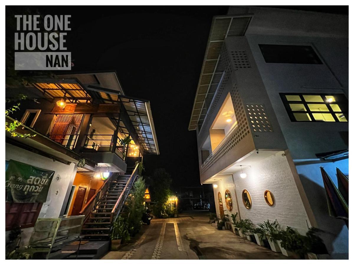 Отель The One House Нан Экстерьер фото